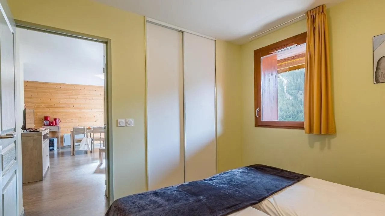 Madame Vacances Les Epinettes Vaujany Apartment